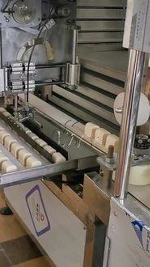 全自動饅頭加工機 食品機械設(shè)備 食品加工 食品機械 饅頭生產(chǎn)線
